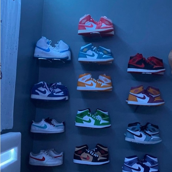 20 Pieces Acrylic Shoe Wall Shelf Floating Shoe Display - Picture 4 of 4